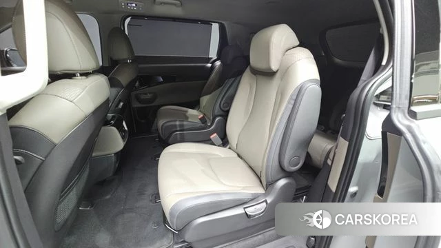 Kia The New Carnival 4th Generation 2025 Серый из Кореи, фото 3