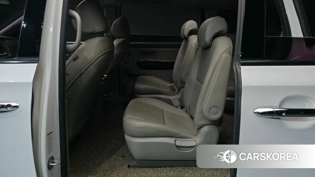 Kia The New Carnival 2018 Белый из Кореи, фото 3