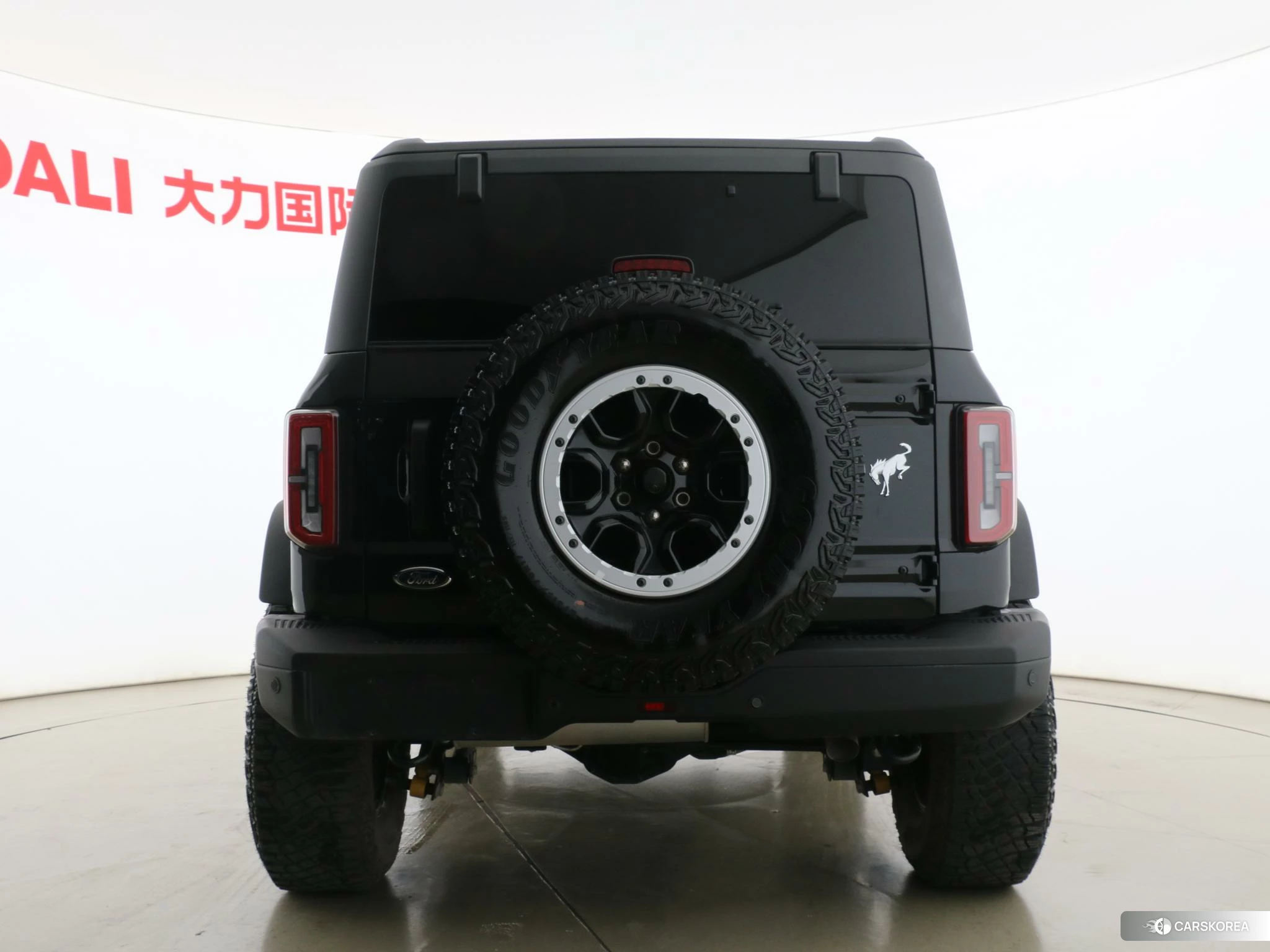 Ford Bronco 2024 Черный из Китая, фото 3