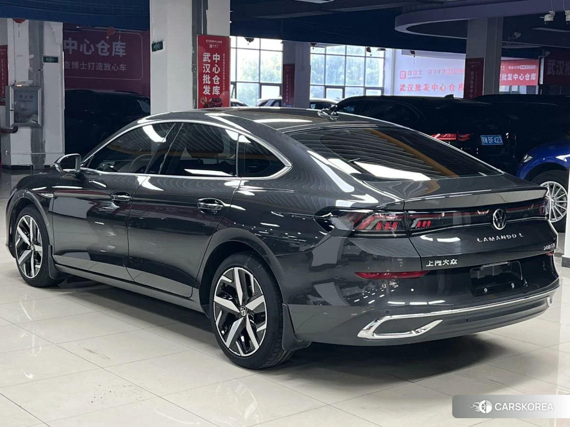 Volkswagen Lamando 2023 Темно-серый из Китая, фото 3