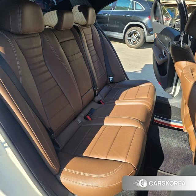 Mercedes-Benz E-Class W213 2023 Белый из Кореи, фото 3
