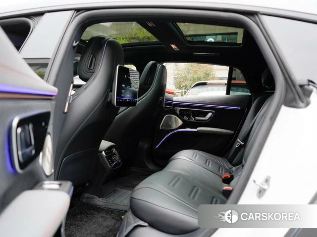 Mercedes-Benz AMG EQS 2024 Темно-серый из Китая, фото 3
