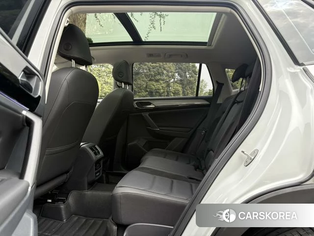 Volkswagen Tayron 2021 Белый из Китая, фото 3