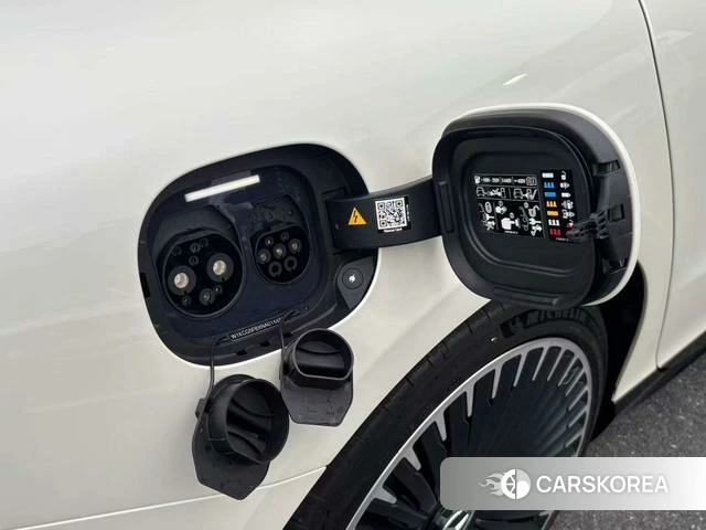 Mercedes-Benz AMG EQS 2025 Белый из Китая, фото 3