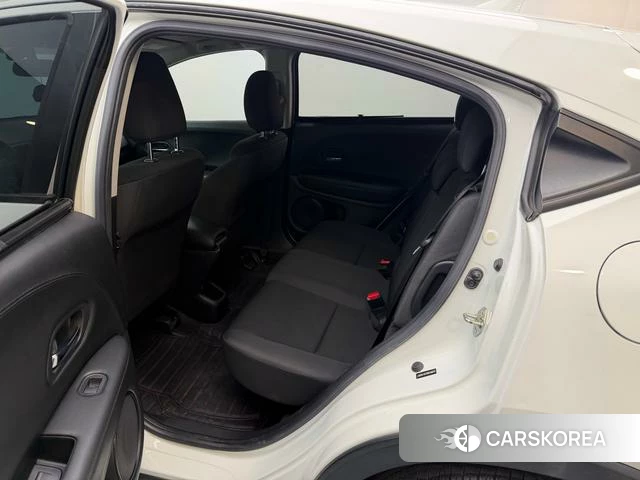 Honda Vezel 2021 Белый из Китая, фото 3