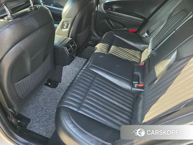 Genesis G70 2018 Серебряный из Кореи, фото 3
