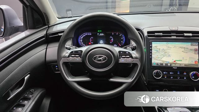 Hyundai Tucson (NX4) 2021 Серебряный из Кореи, фото 3