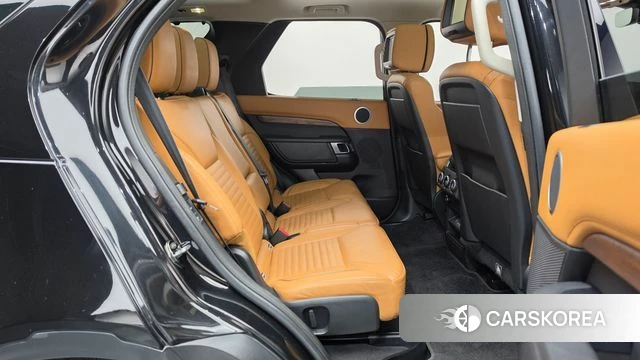 Land Rover Discovery 5 2018 Черный из Кореи, фото 3