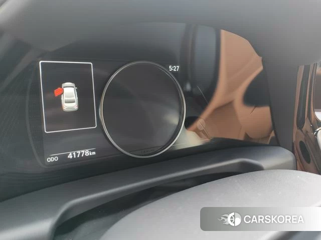 Lexus ES 2023 Серебристо-серый из Китая, фото 3