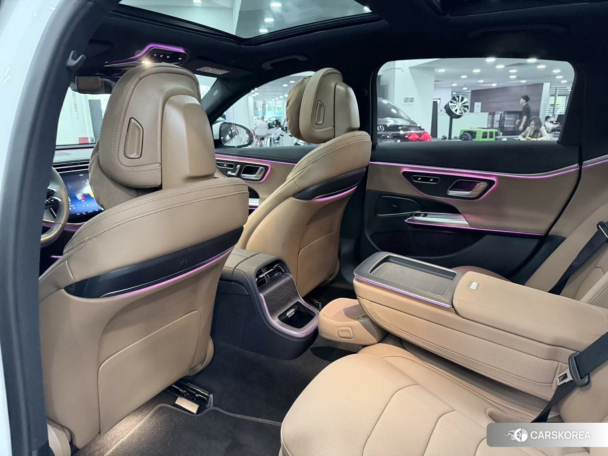 Mercedes-Benz E-Class 2023 Белый из Китая, фото 3