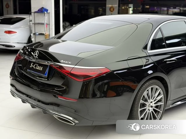 Mercedes-Benz S-Class 2024 Черный из Китая, фото 3