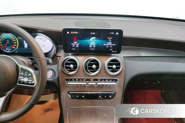 Mercedes-Benz GLC 2020 Белый из Китая, фото 3