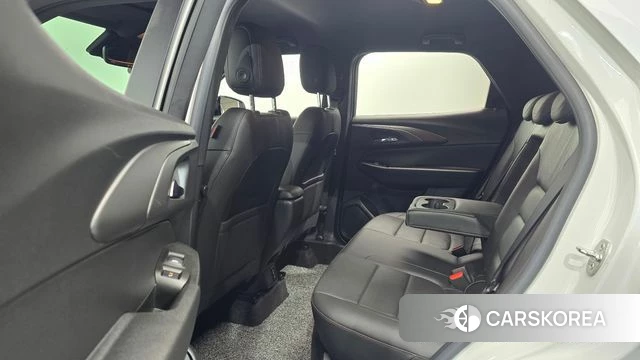 Chevrolet (GM Daewoo) Trailblazer 2022 Белый из Кореи, фото 3