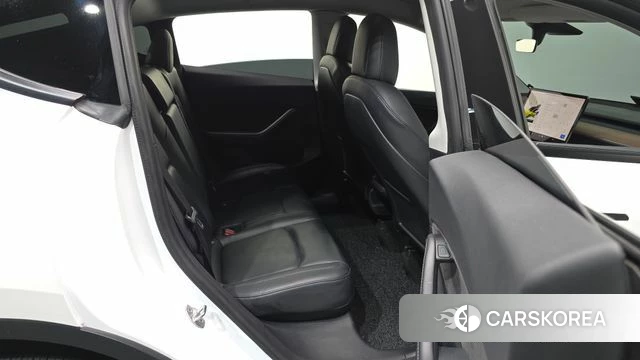 Tesla Model Y 2021 Белый из Кореи, фото 3