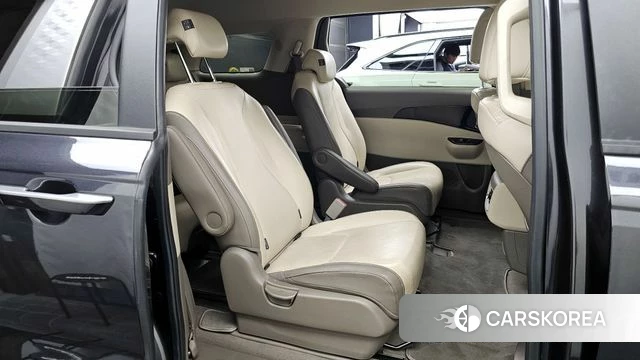 Kia Carnival 4th generation 2022 Черный из Кореи, фото 3
