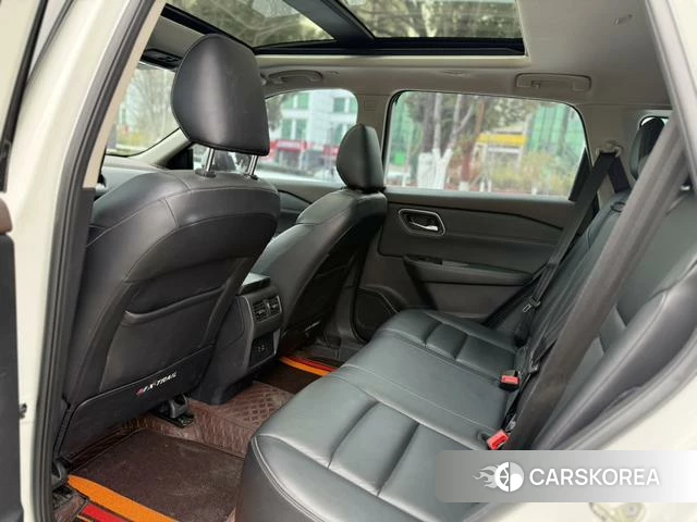 Nissan X-Trail 2022 Белый из Китая, фото 3