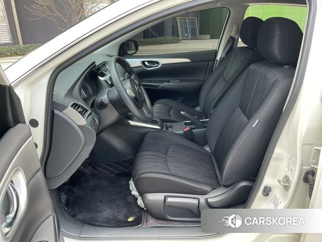 Nissan Sylphy 2023 Белый из Китая, фото 3