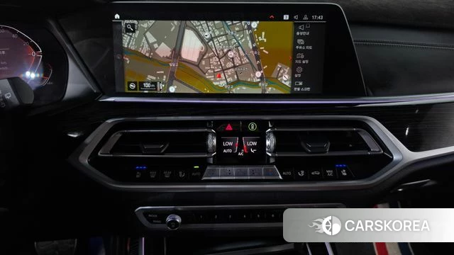 BMW X7 (G07) 2021 Черный из Кореи, фото 3