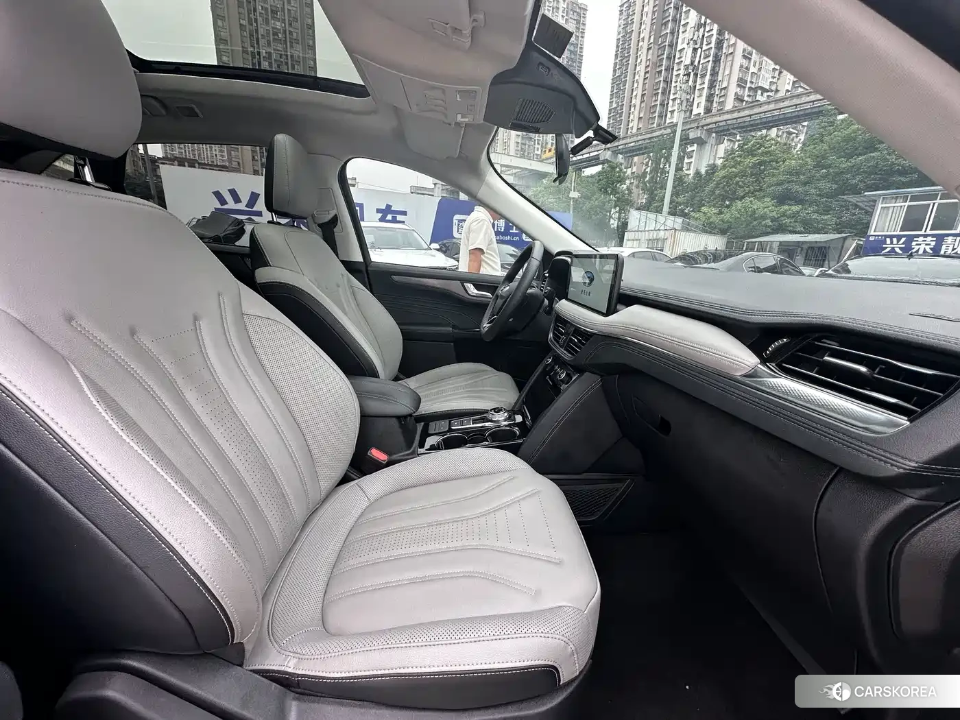 Ford Escape 2023 Синий из Китая, фото 3
