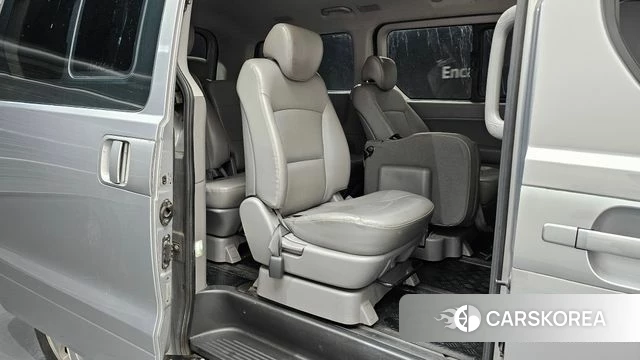 Hyundai The New Grand Starex 2018 Серебряный из Кореи, фото 3