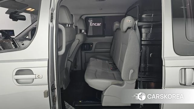 Hyundai The New Grand Starex 2018 Серебристо-серый из Кореи, фото 3