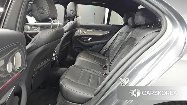 Mercedes-Benz E-Class W213 2022 Серый из Кореи, фото 3