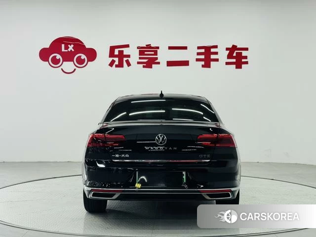 Volkswagen Magotan 2022 Черный из Китая, фото 3