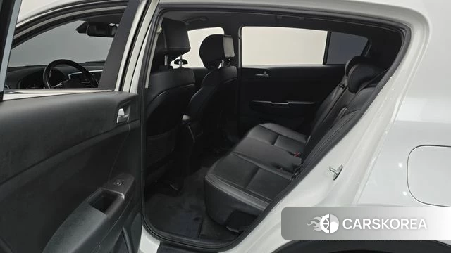 Kia Sportage The Bold 2021 Белый из Кореи, фото 3