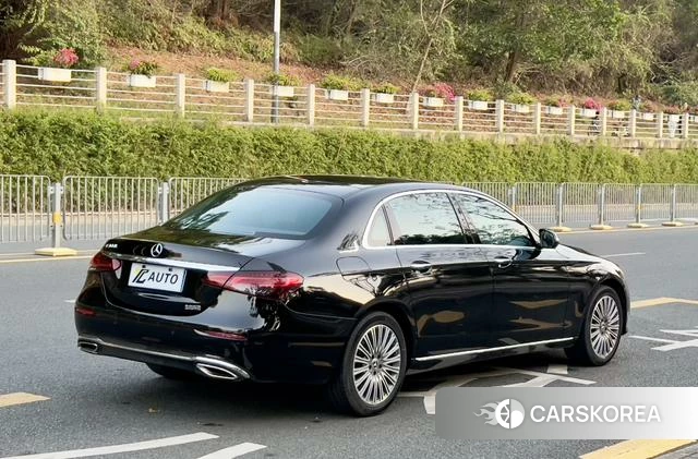 Mercedes-Benz E-Class 2021 Черный из Китая, фото 3