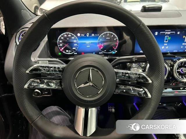 Mercedes-Benz GLA - Class H247 2026 Черный из Кореи, фото 3