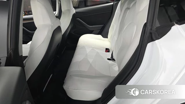 Tesla Model 3 2021 Белый из Кореи, фото 3