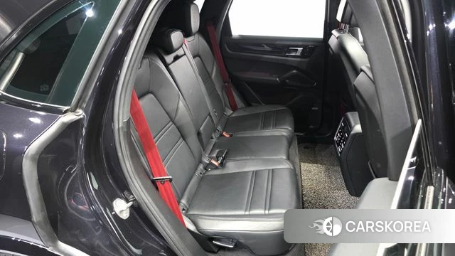Porsche Cayenne (PO536) id 4967489 из Кореи 3