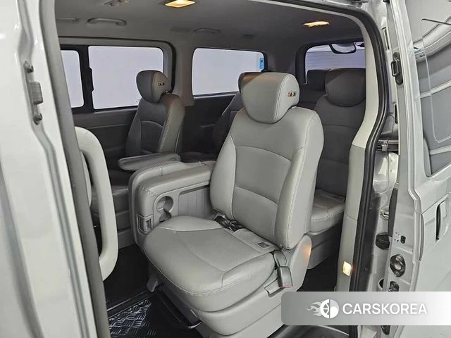 Hyundai The New Grand Starex 2019 Серебряный из Кореи, фото 3