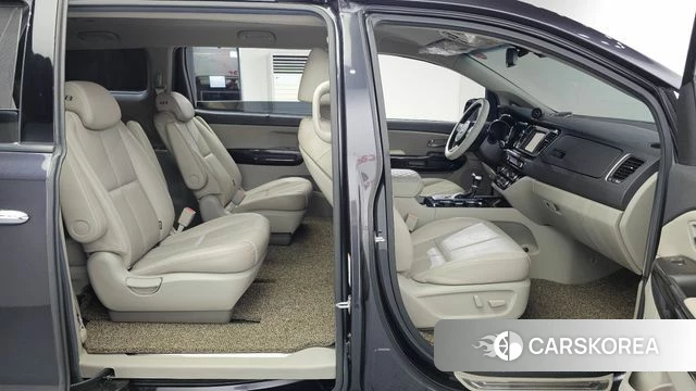Kia The New Carnival 2019 Серый из Кореи, фото 3