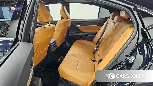 Toyota Camry (XV80) 2025 Черный из Кореи, фото 3