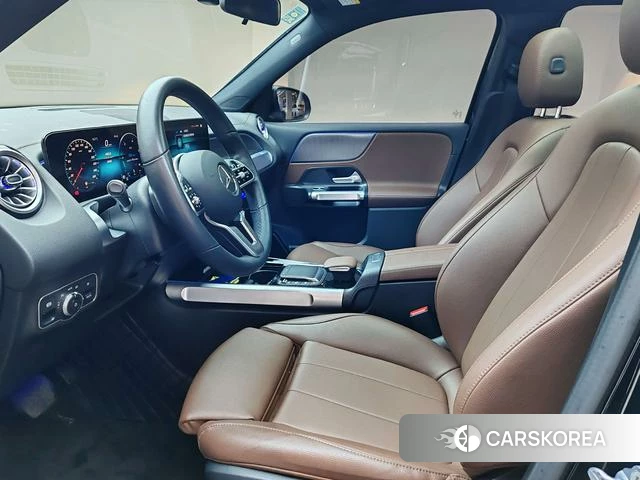 Mercedes-Benz GLB 2023 Черный из Китая, фото 3