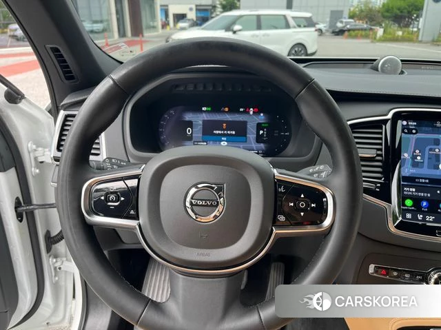 Volvo XC90 second Generation 2023 Белый из Кореи, фото 3