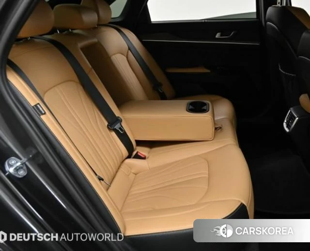 Kia K5 3rd generation 2023 Серый из Кореи, фото 3