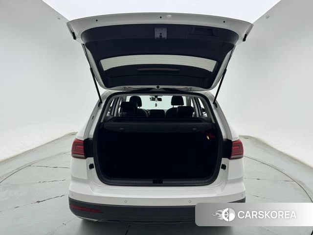 Volkswagen Tharu 2021 Белый из Китая, фото 3
