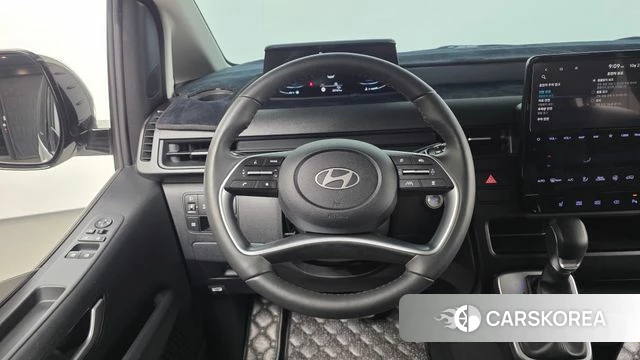 Hyundai Staria 2025 Белый из Кореи, фото 3