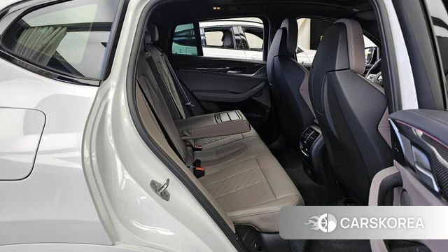 BMW X4M (G02) 2025 Белый из Кореи, фото 3