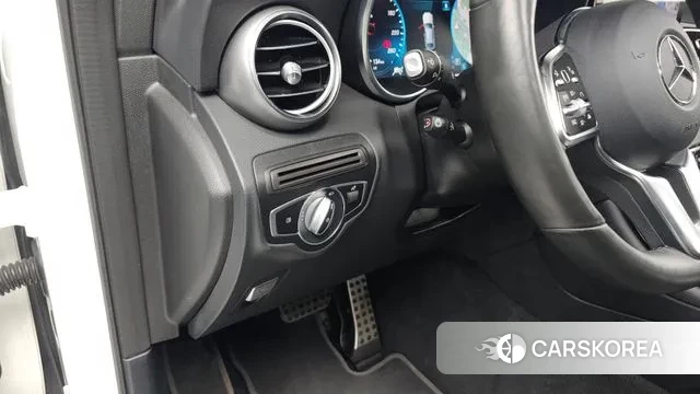 Mercedes-Benz GLC-Class X253 2021 Белый из Кореи, фото 3