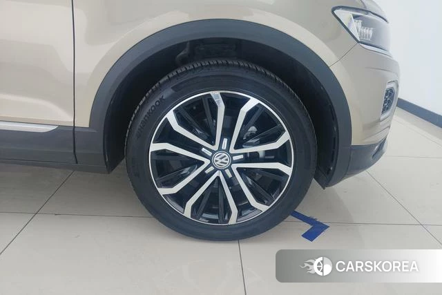 Volkswagen T-Roc 2020 Желтый из Китая, фото 3