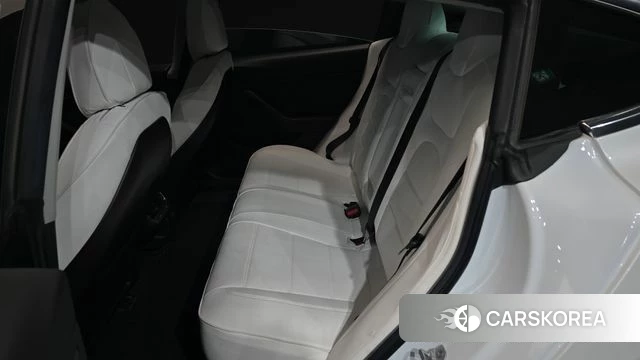 Tesla Model 3 2019 Белый из Кореи, фото 3
