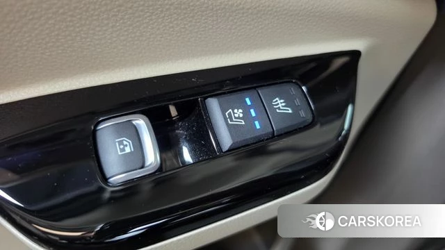 Kia Carnival 4th generation 2023 Белый из Кореи, фото 3