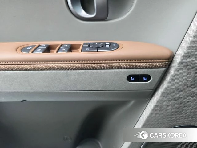 Hyundai The New Ionic 5 2024 Серебристо-серый из Кореи, фото 3