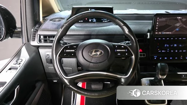 Hyundai Staria 2023 Серый из Кореи, фото 3