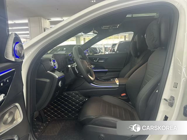 Mercedes-Benz C-class 2024 Белый из Китая, фото 3
