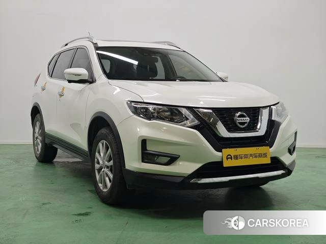 Nissan X-Trail 2021 Белый из Китая, фото 3