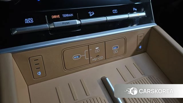 Hyundai Santa Fe (MX5) 2023 Серый из Кореи, фото 3